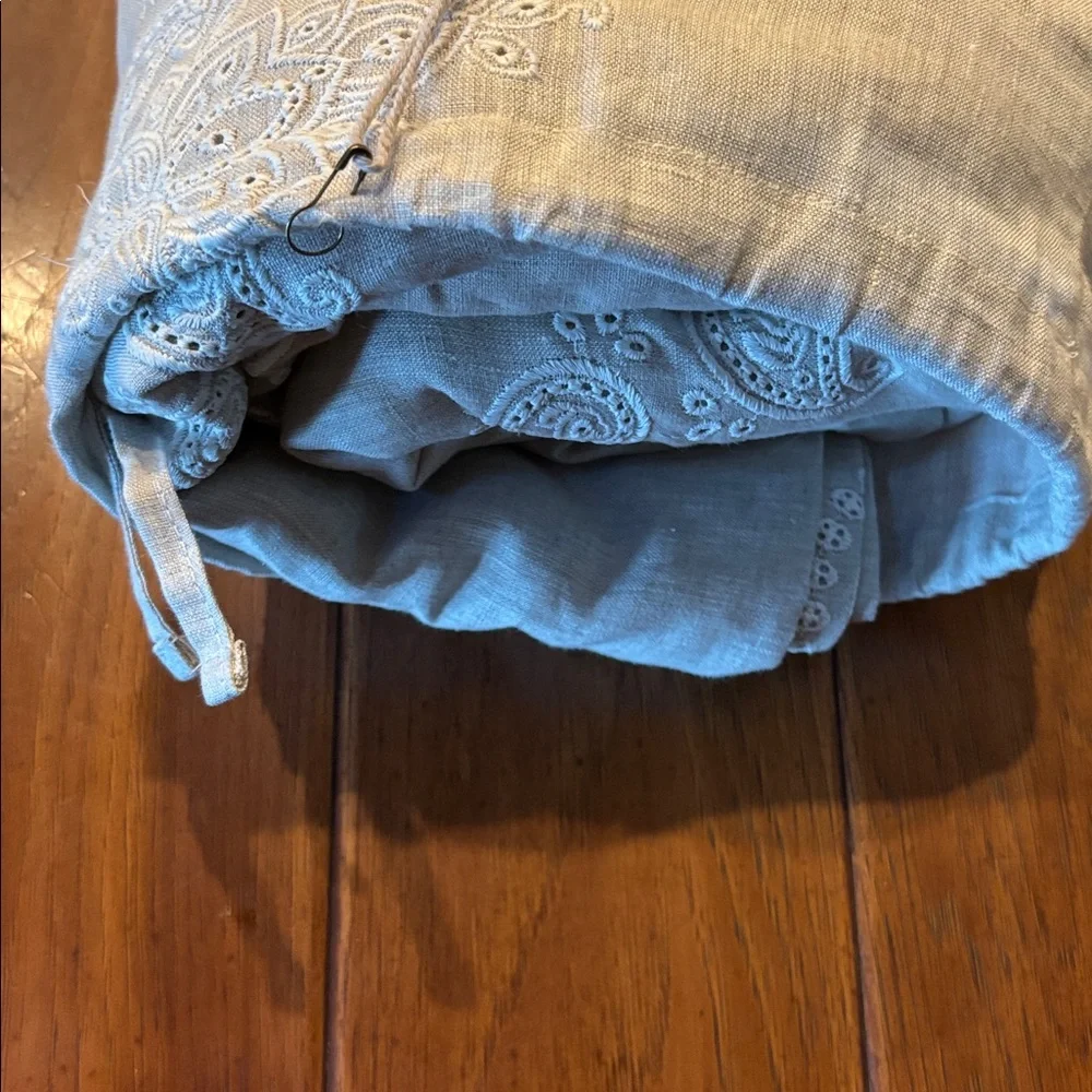 Johnny Was Skyler Eyelet Linen King Duvet Cover in Sand